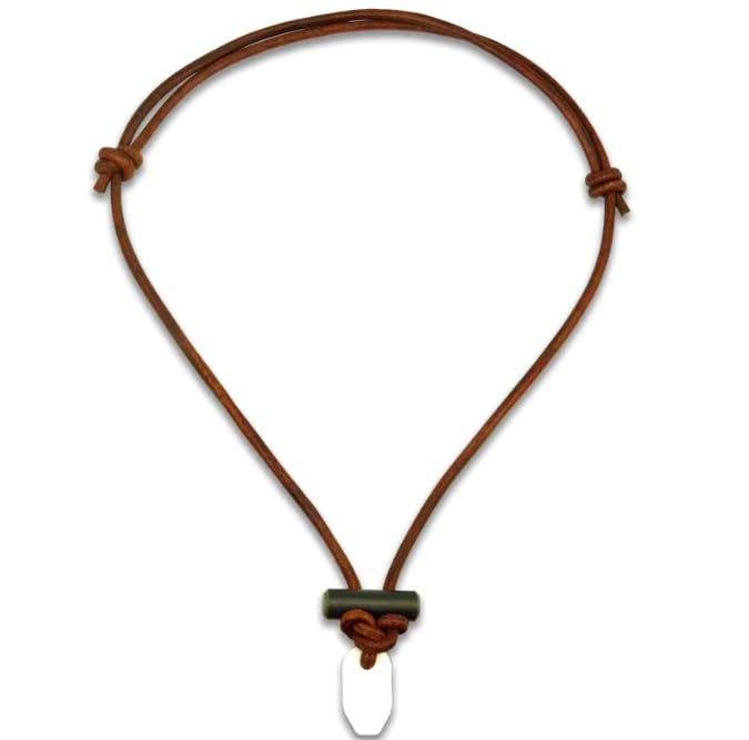 Outdoor Fire Starter Necklace – Emergency Survival Tool with Ferro Rod, Ceramic Striker & Paracord Lanyard